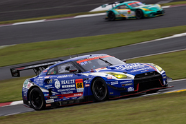 GT300クラス優勝は藤波清斗／ジョアオ・パオロ・デ・オリベイラ組（リアライズ 日産自動車大学校GT-R）