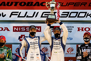 GT300クラスシリーズチャンピオンの藤波清斗／ジョアオ・パオロ・デ・オリベイラ組（KONDO RACING）