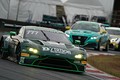 グループ1決勝: 星野敏／藤井誠暢／近藤翼組（D\'station Vantage GT3）