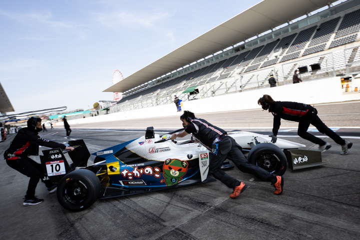 合同テスト鈴鹿: 三宅淳詞（Rn-sports）