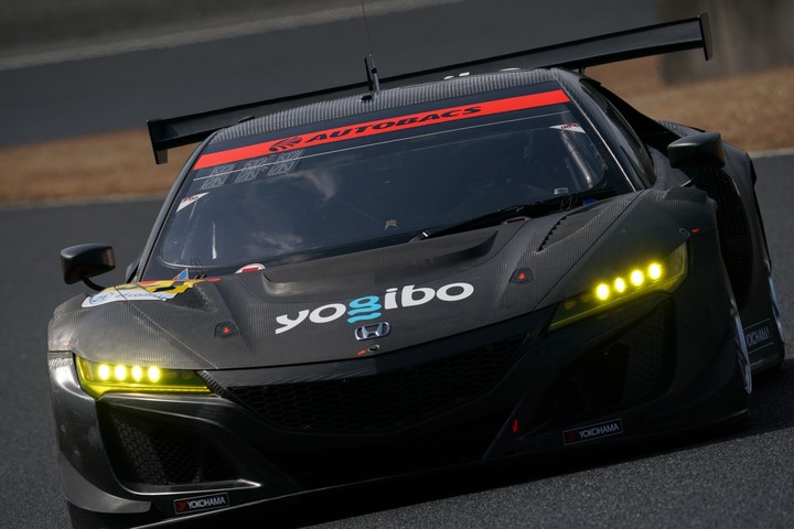 公式テスト岡山: 道上龍／密山祥吾組（Yogibo NSX GT3）