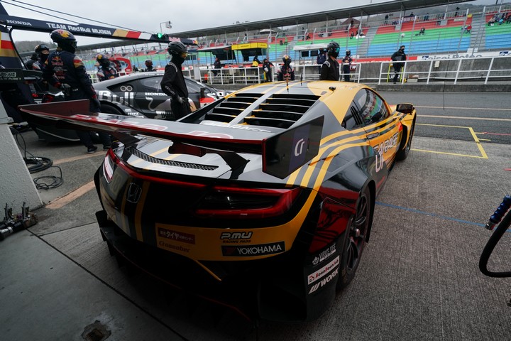 公式テスト岡山: UPGARAGE NSX GT3