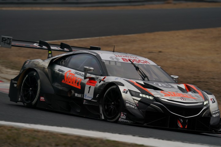 公式テスト岡山: 山本尚貴／武藤英紀組（STANLEY NSX-GT）