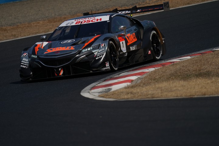 公式テスト岡山: 山本尚貴／武藤英紀組（STANLEY NSX-GT）