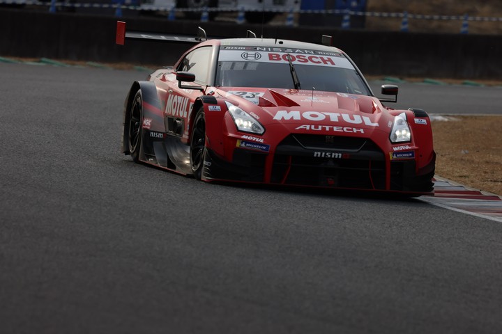 公式テスト岡山: 松田次生／ロニー・クインタレッリ組（MOTUL AUTECH GT-R）