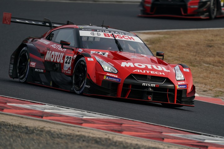 公式テスト岡山: 松田次生／ロニー・クインタレッリ組（MOTUL AUTECH GT-R）
