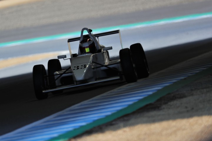 優勝は宇高希（TAKE FIRST 10V）