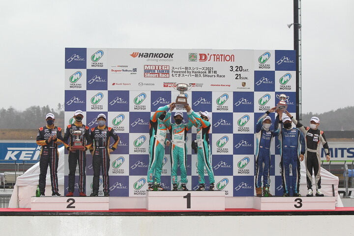 ST-1クラスの表彰式