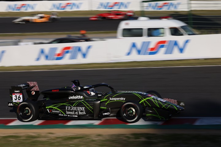 決勝2位はジュリアーノ・アレジ（TOM'S 320）