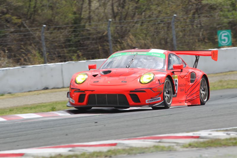グループ1決勝: ST-Xクラス優勝は永井宏明／上村優太／中山雄一組（16号車・PC Okazaki 911 GT3R）
