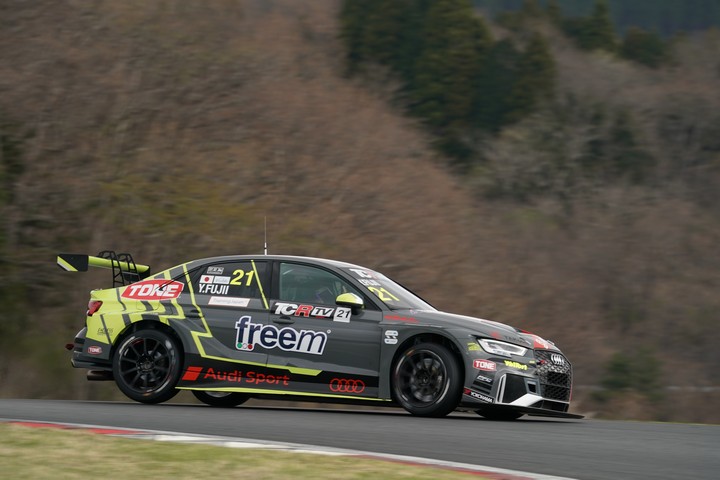 予選2位は藤井優紀（Audi Team Hitotsuyama）