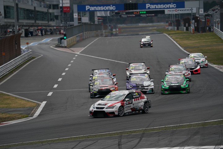 決勝がスタートした