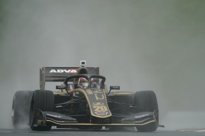 フリー走行1回目: 2位は平川亮（carenex TEAM IMPUL SF19）