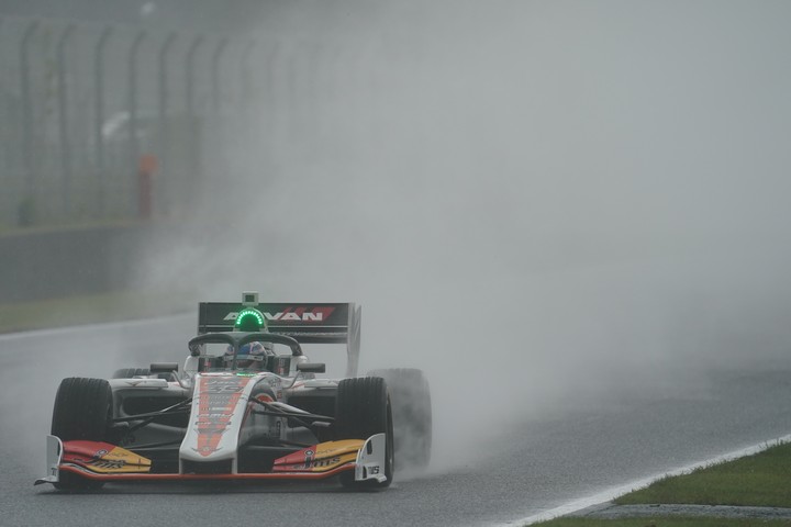 決勝2位は阪口晴南（P.MU/CERUMO･INGING SF19）