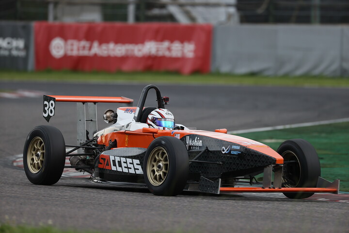 予選4位は上野大哲（SACCESS RACING ES）