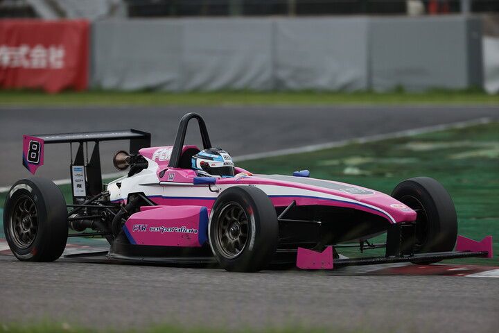 ポールポジションは岡本大地（FTK・レヴレーシングガレージ）