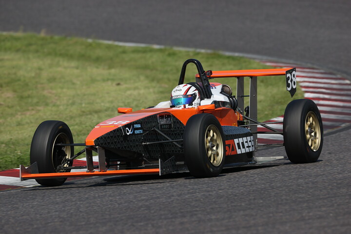 決勝3位は上野大哲（SACCESS RACING ES）