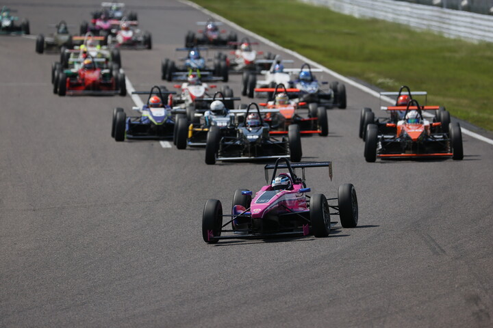 12周の決勝がスタートした