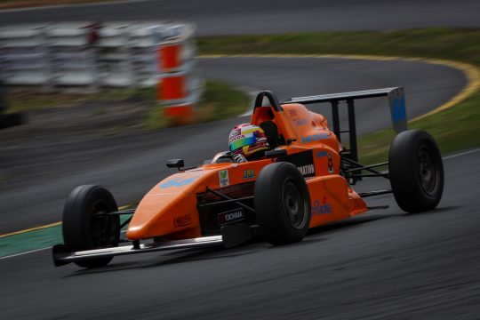 予選3位は野島遼葵(Deep-R・10V ED)