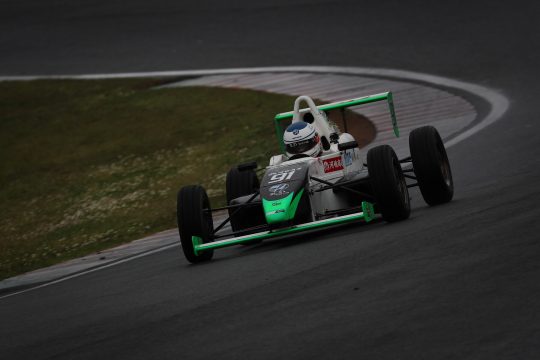 決勝4位は澤井良太朗(ELEVレーシングドリームED)