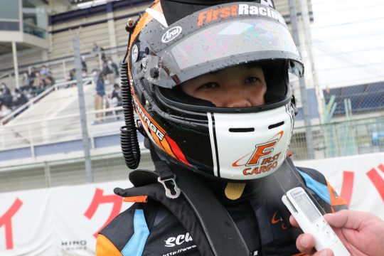 決勝2位の安田航(Fガレージ&SウインズSII)