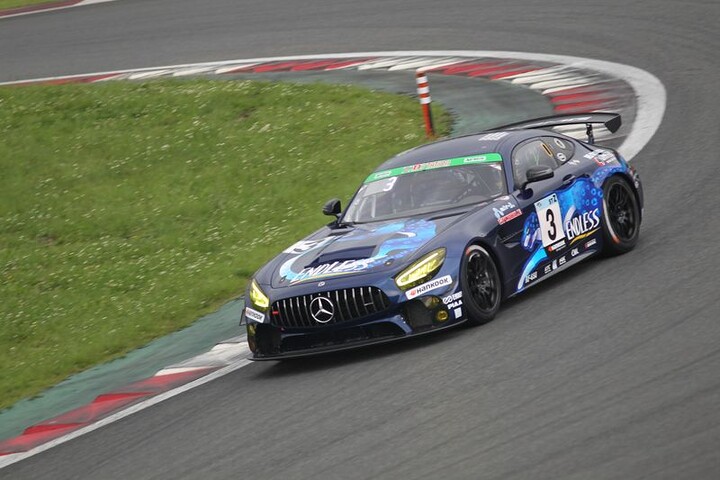 ST-Zクラスで優勝した3号車・ENDLESS AMG GT4