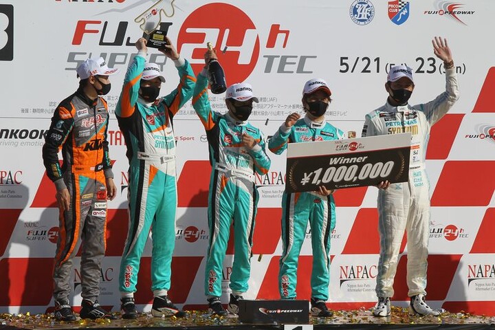 ST-1クラスの表彰式