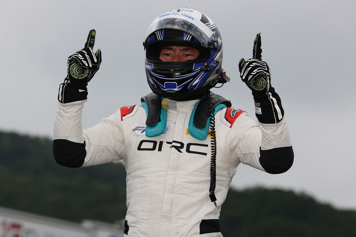 優勝した片山義章（KATAYAMA YOSHIAKI）