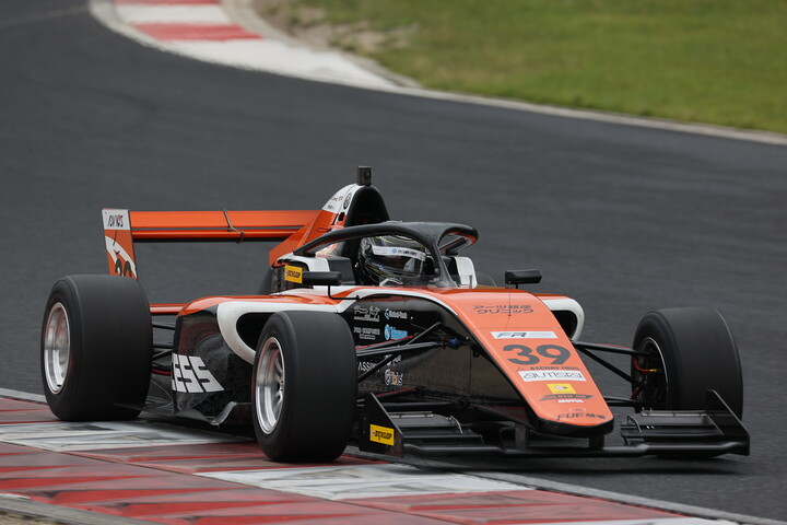 マスタークラス優勝は田中優暉（ASCLAYIndサクセスES）