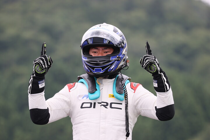 優勝した片山義章（KATAYAMA YOSHIAKI）