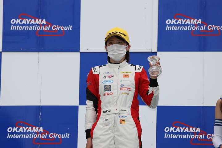 決勝3位の三浦愛（Super License）