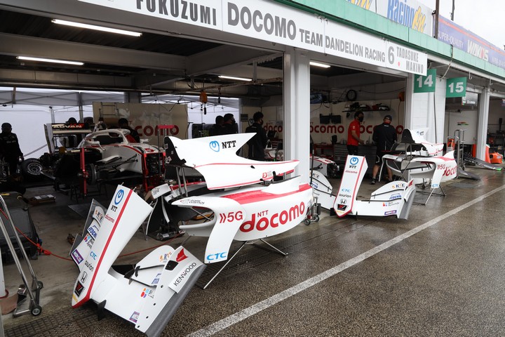 ピットビューイング: レースクイーン