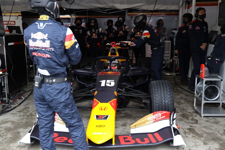 公式予選: 大津弘樹（TEAM MUGEN SF19）