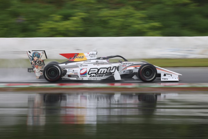 公式予選: 阪口晴南（P.MU/CERUMO･INGING SF19）