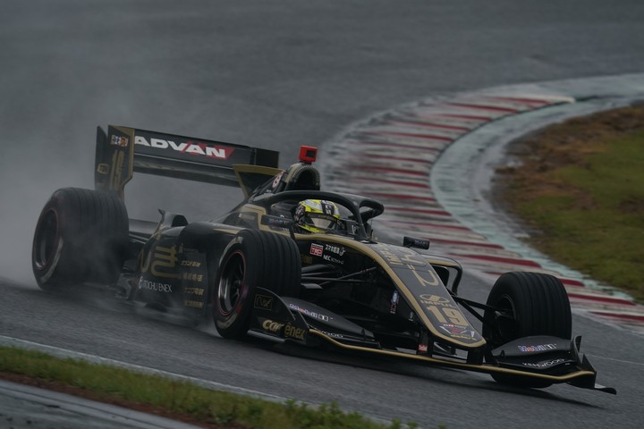 公式予選: 関口雄飛（carenex TEAM IMPUL SF19）