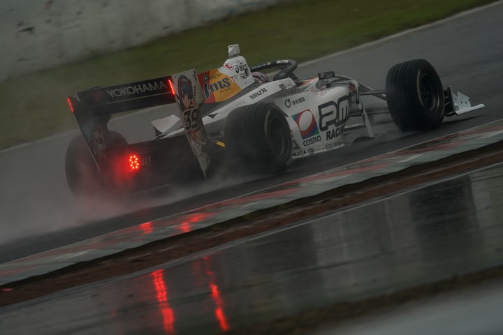 公式予選: 阪口晴南（P.MU/CERUMO･INGING SF19）