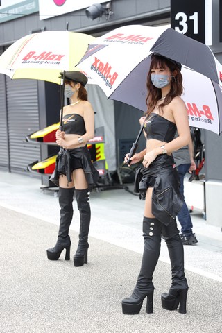 ピットビューイング: レースクイーン