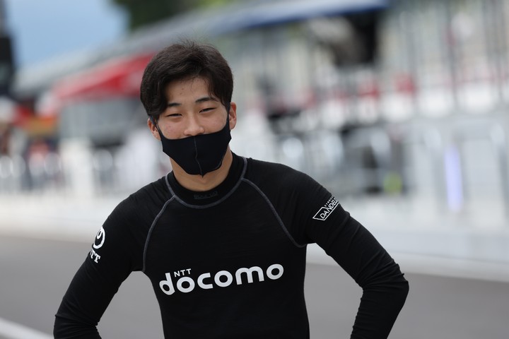 スタート進行: 福住仁嶺（DOCOMO TEAM DANDELION RACING）