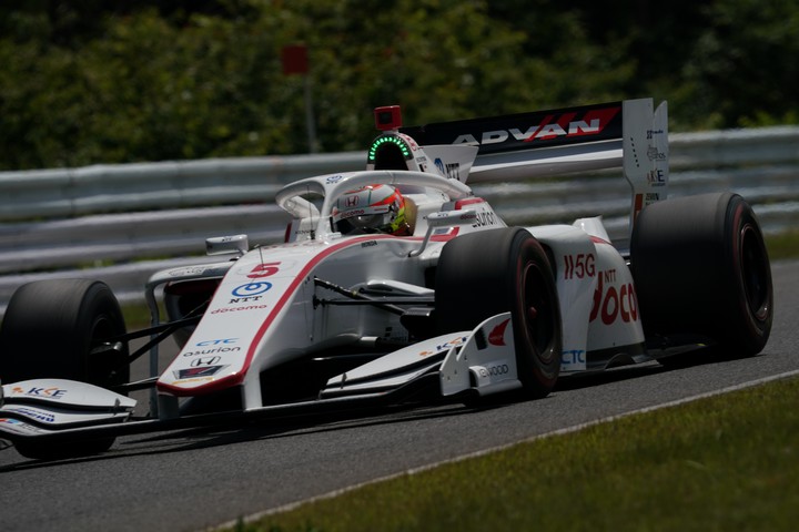 決勝レース: 福住仁嶺（DOCOMO DANDELION M5S SF19）