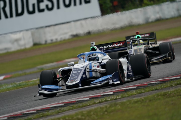 決勝レース: 大湯都史樹（TCS NAKAJIMA RACING SF19）
