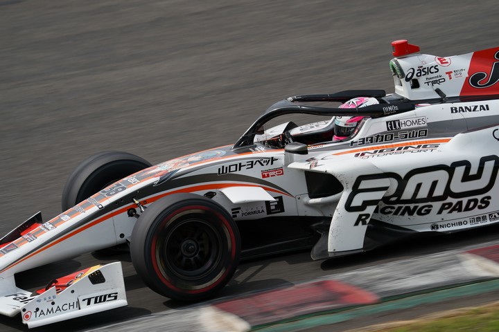 決勝レース: 坪井翔（P.MU/CERUMO･INGING SF19）