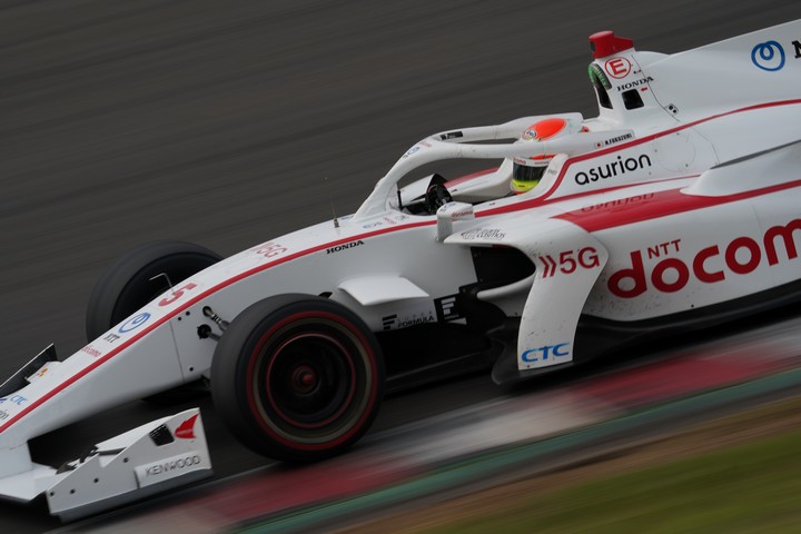 決勝レース: 福住仁嶺（DOCOMO DANDELION M5S SF19）