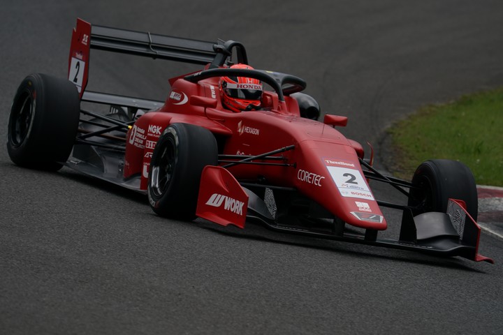 決勝2位は佐藤蓮（TODA RACING）