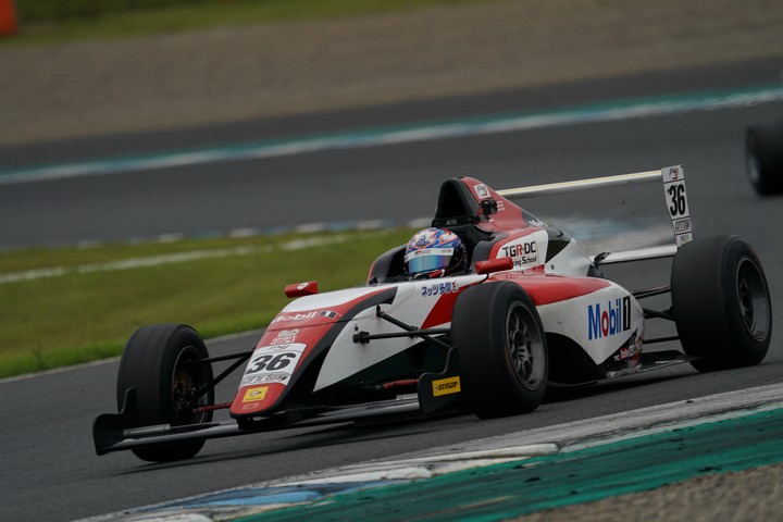 決勝3位は荒川麟（TGR-DC RSトムススピリットF4）