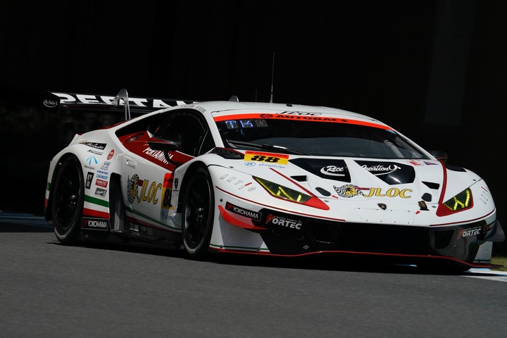 公式練習: GT300クラストップタイムの小暮卓史／元嶋佑弥組（88号車・JLOCランボルギーニGT3）