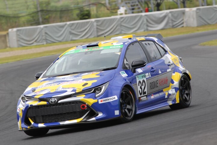ST-Qクラスの井口卓人／佐々木雅弘／MORIZO／松井孝允組（32号車・ORC ROOKIE Corolla H2 concept）