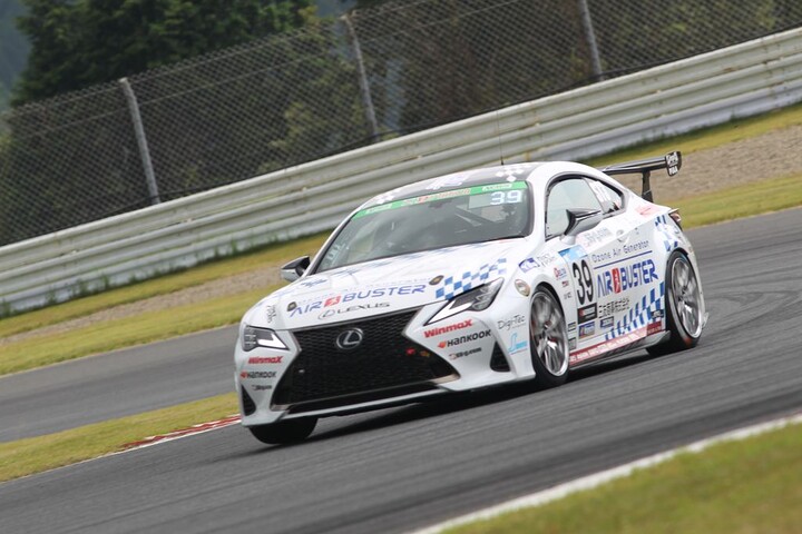 ST-3クラスポールポジションは冨林勇佑／大島和也／石井宏尚組（39号車・エアーバスターWinmax RC350 TWS）