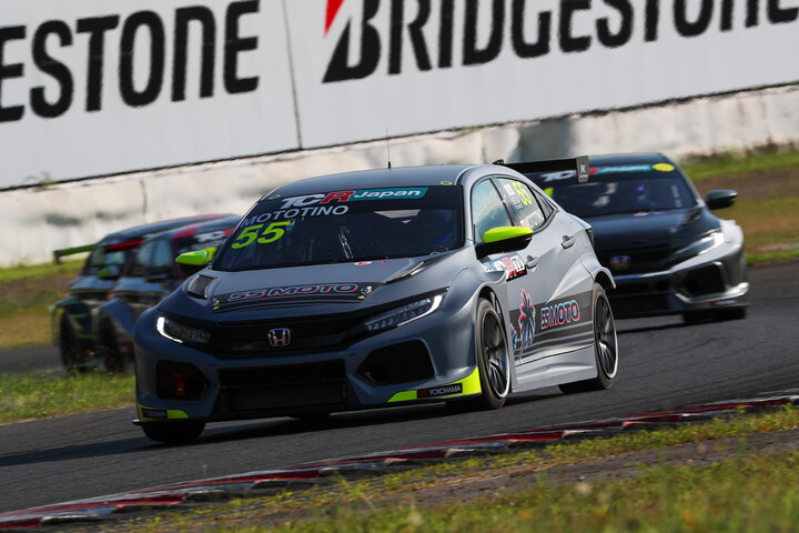 レース1: 決勝6位はMototino（55MOTO RACING）