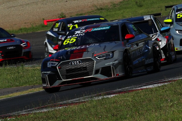 レース1: 決勝4位は加藤正将（Audi Team Mars）