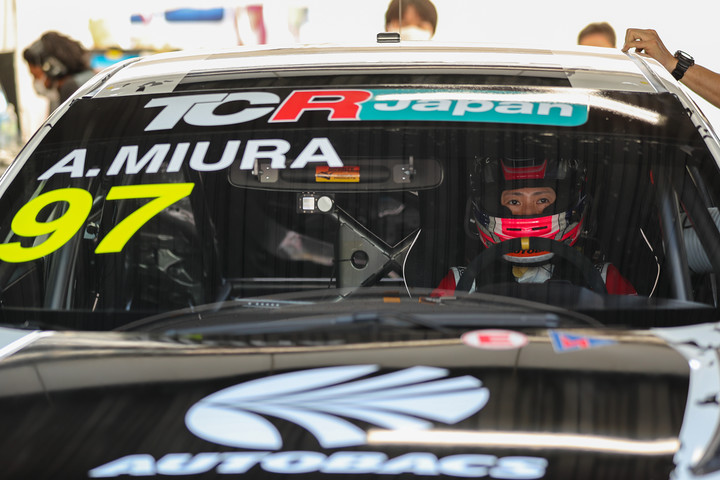 予選3位の三浦愛（DOME RACING）